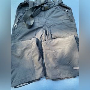 Womens size 12 snow pants